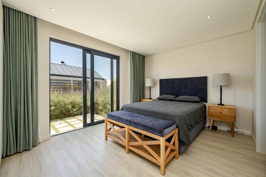 4 Bedroom Property for Sale in Brackenridge Western Cape